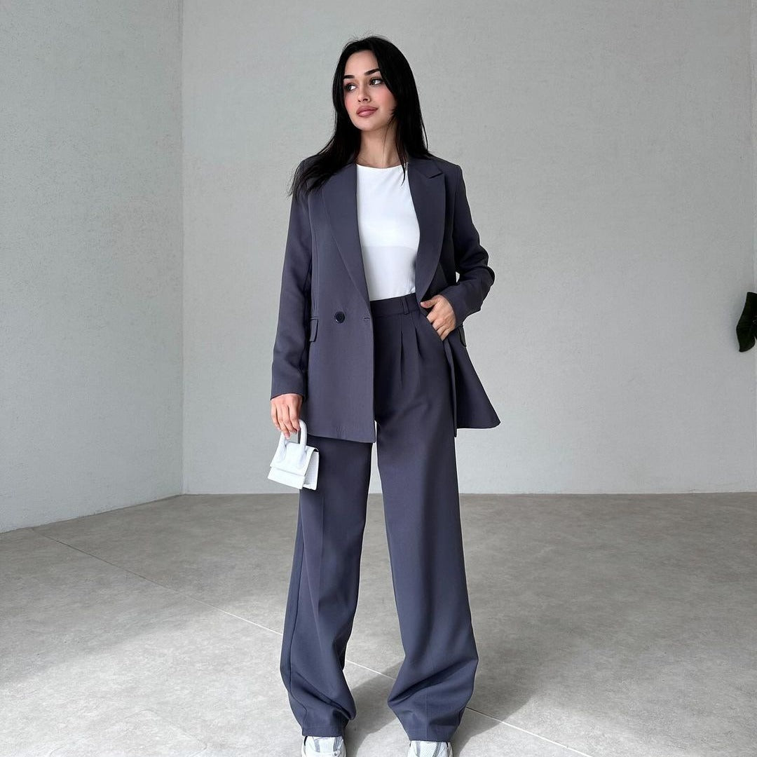 Tailleur Élégant Chic & Confort