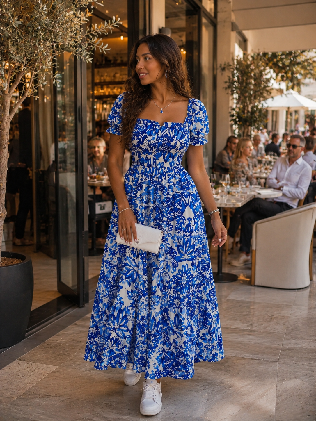 Robe Longue Fleurie Bleue – Coupe Évasée & Taille Marquée